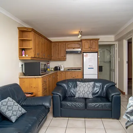 Great White Accommodation Kleinbaai Exterior foto