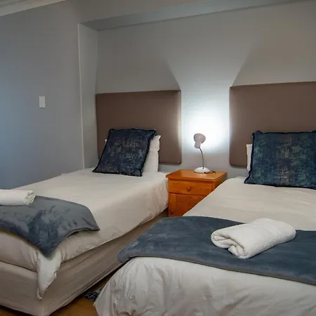 Great White Accommodation Kleinbaai Exterior foto