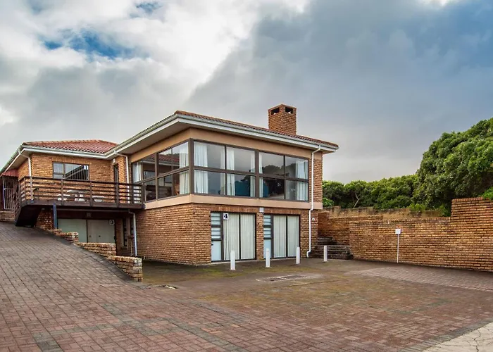 Great White Accommodation