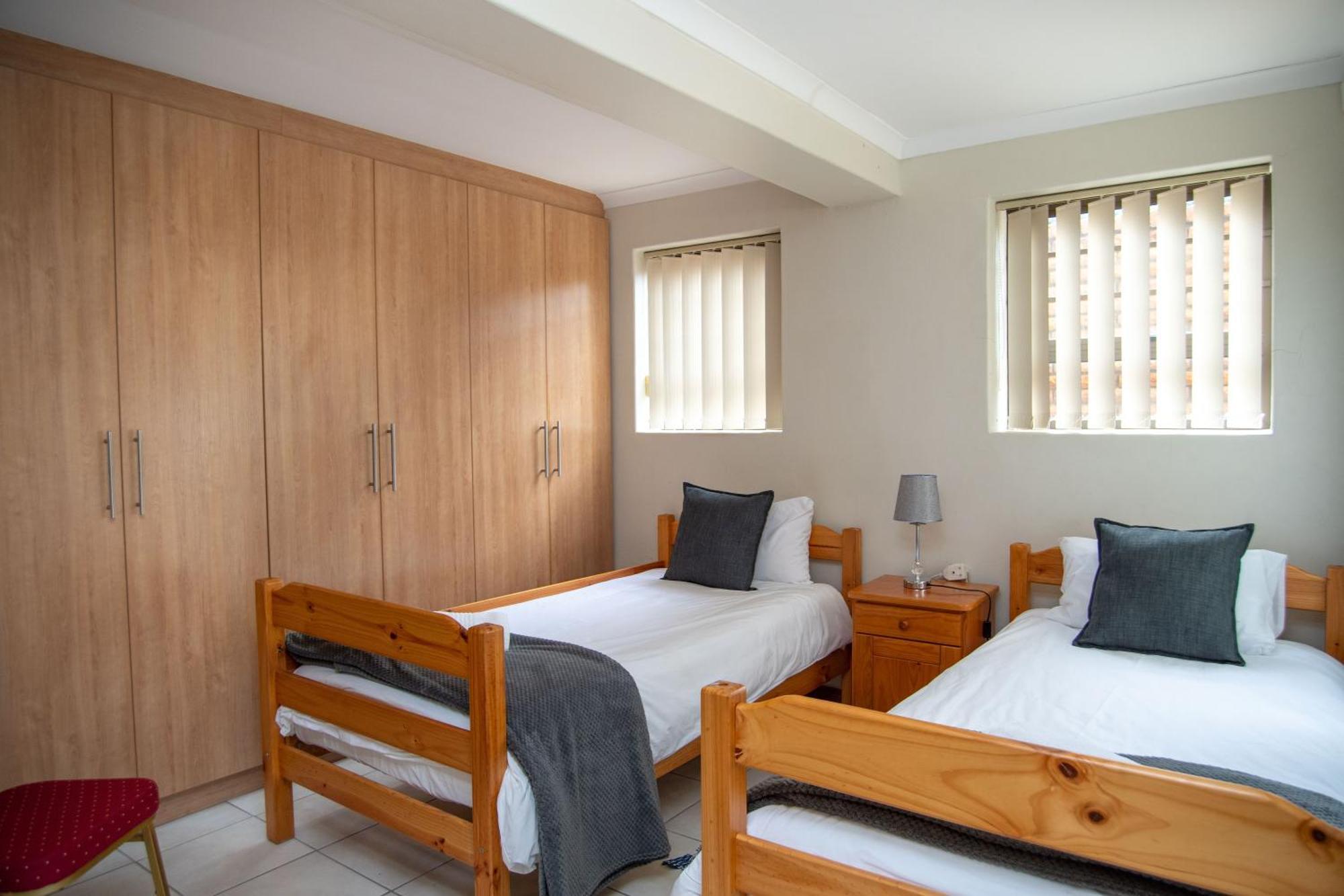 Great White Accommodation Apartment Kleinbaai
