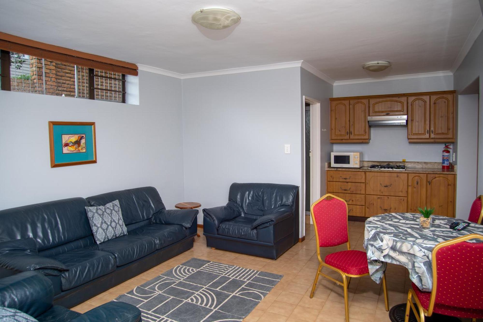 Great White Accommodation Kleinbaai