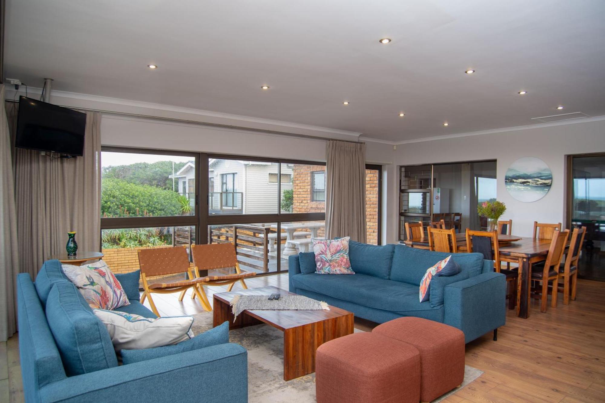 Great White Accommodation Kleinbaai